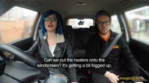 Скриншот №2 к порно видео Потрясающий секс в авто с Alexxa Vice в главные роли